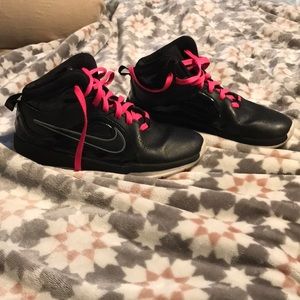 Nike  basketball shoes